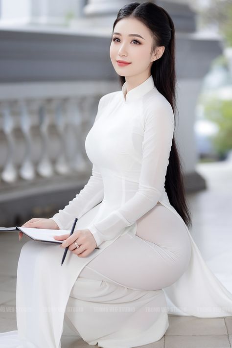 李采潭和黑人做在线看